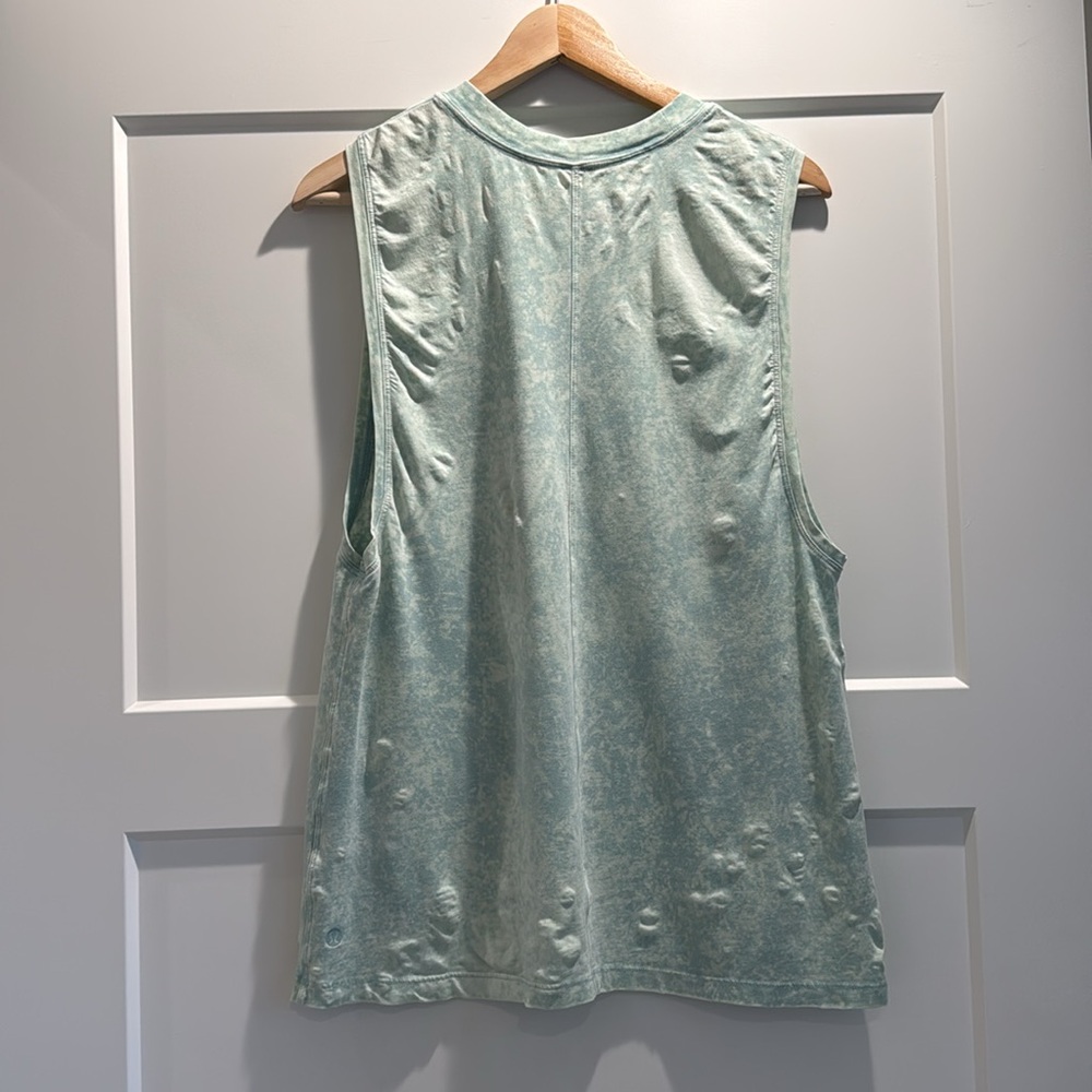 Lululemon All Yours Tank in Cloud Wash Size 8 - Picture 8 of 9